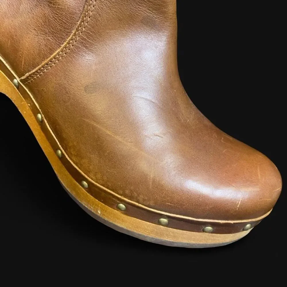 Ugg Women's Tan and Brown Boots